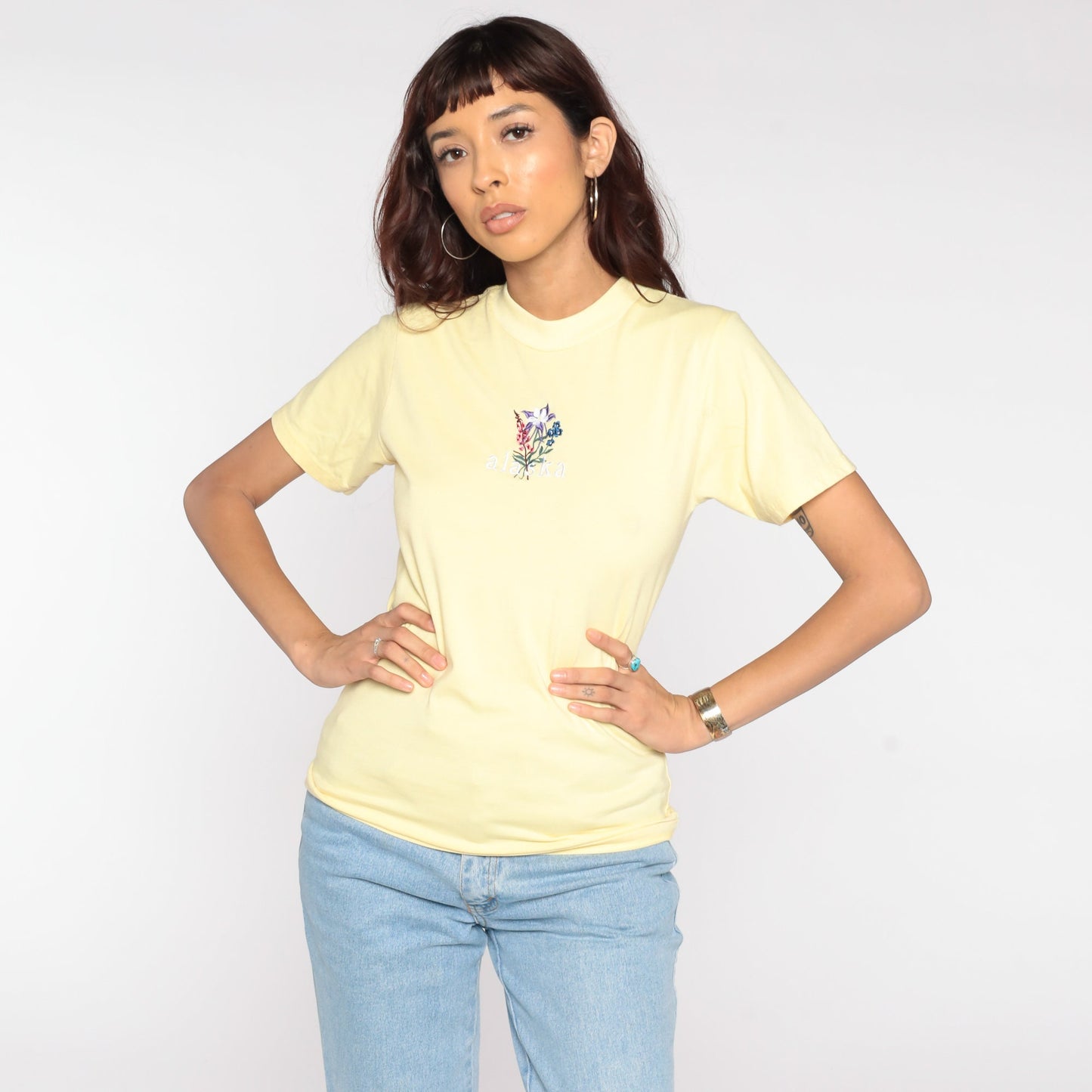 80s Alaska Floral Embroidered Graphic T-Shirt Yellow Cotton Small