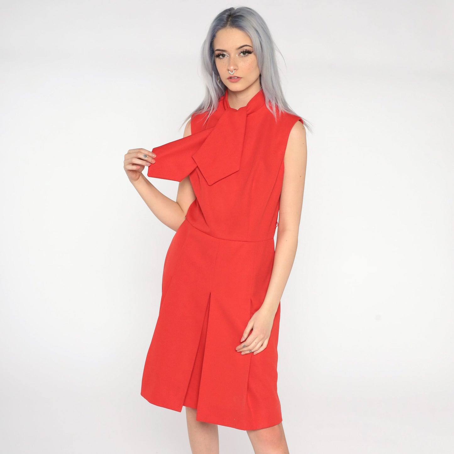 60s Mod Dress Red Ascot Shift Knee-Length Pleated Polyester Small S