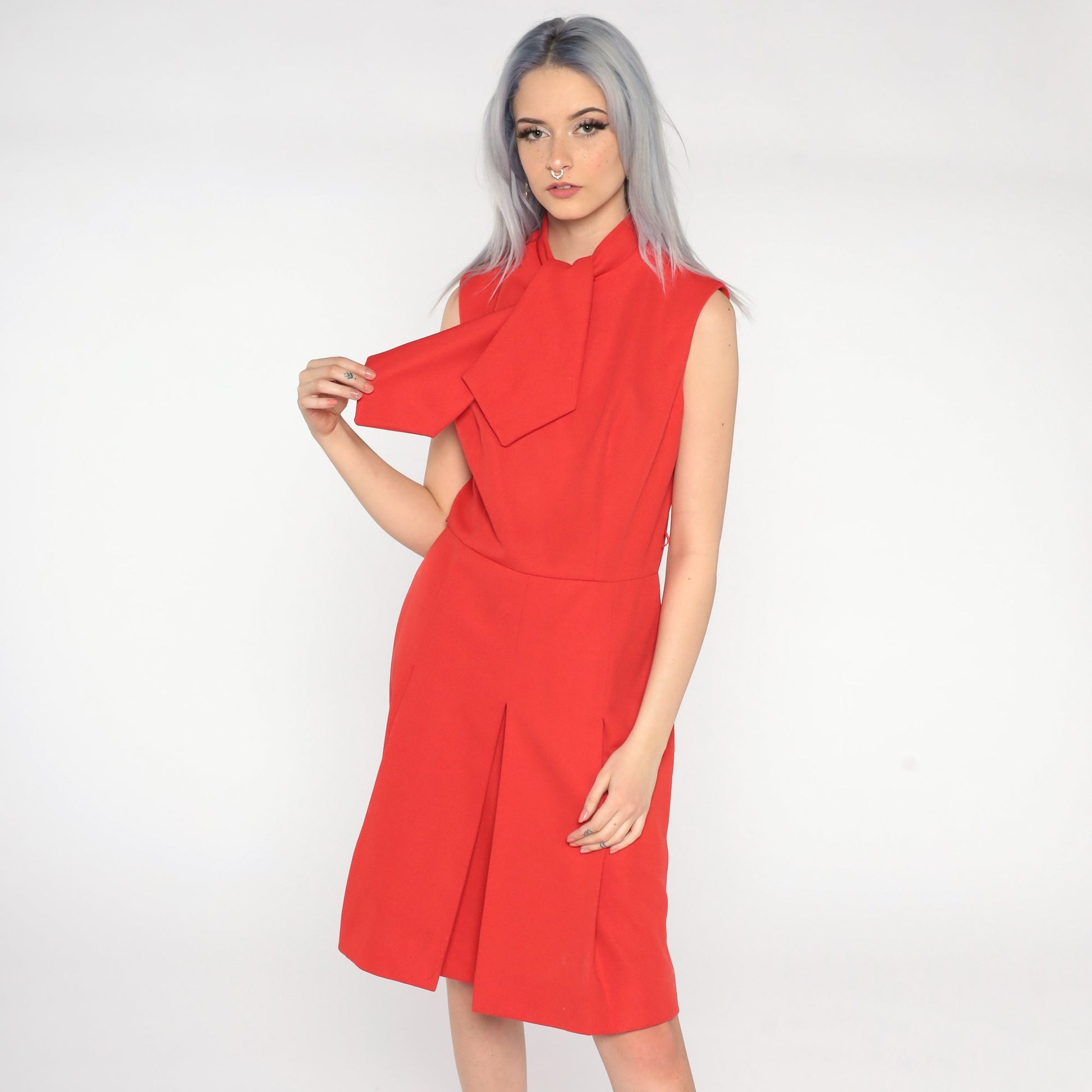 60s Mod Dress Red Ascot Shift Knee-Length Pleated Polyester Small S