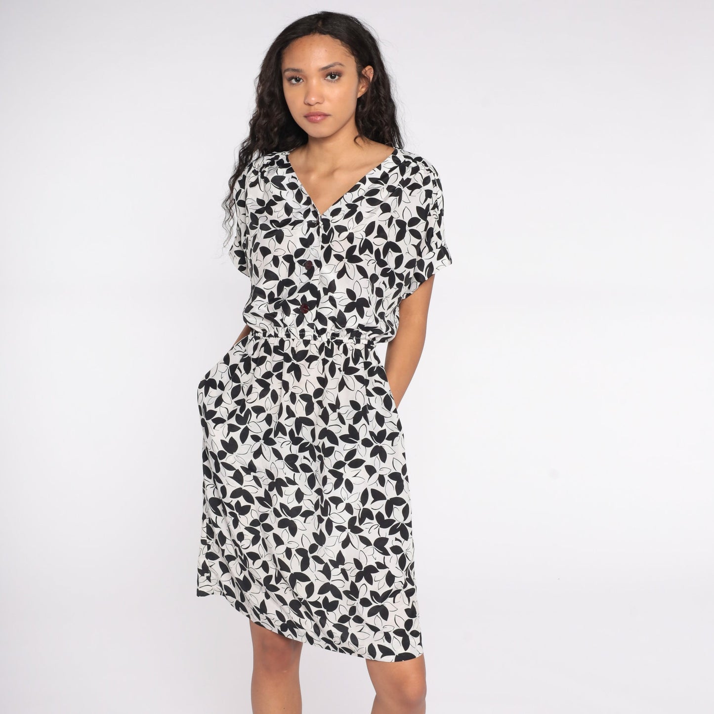 80s Black White Floral Midi Dress Button-Up Short Sleeve Medium
