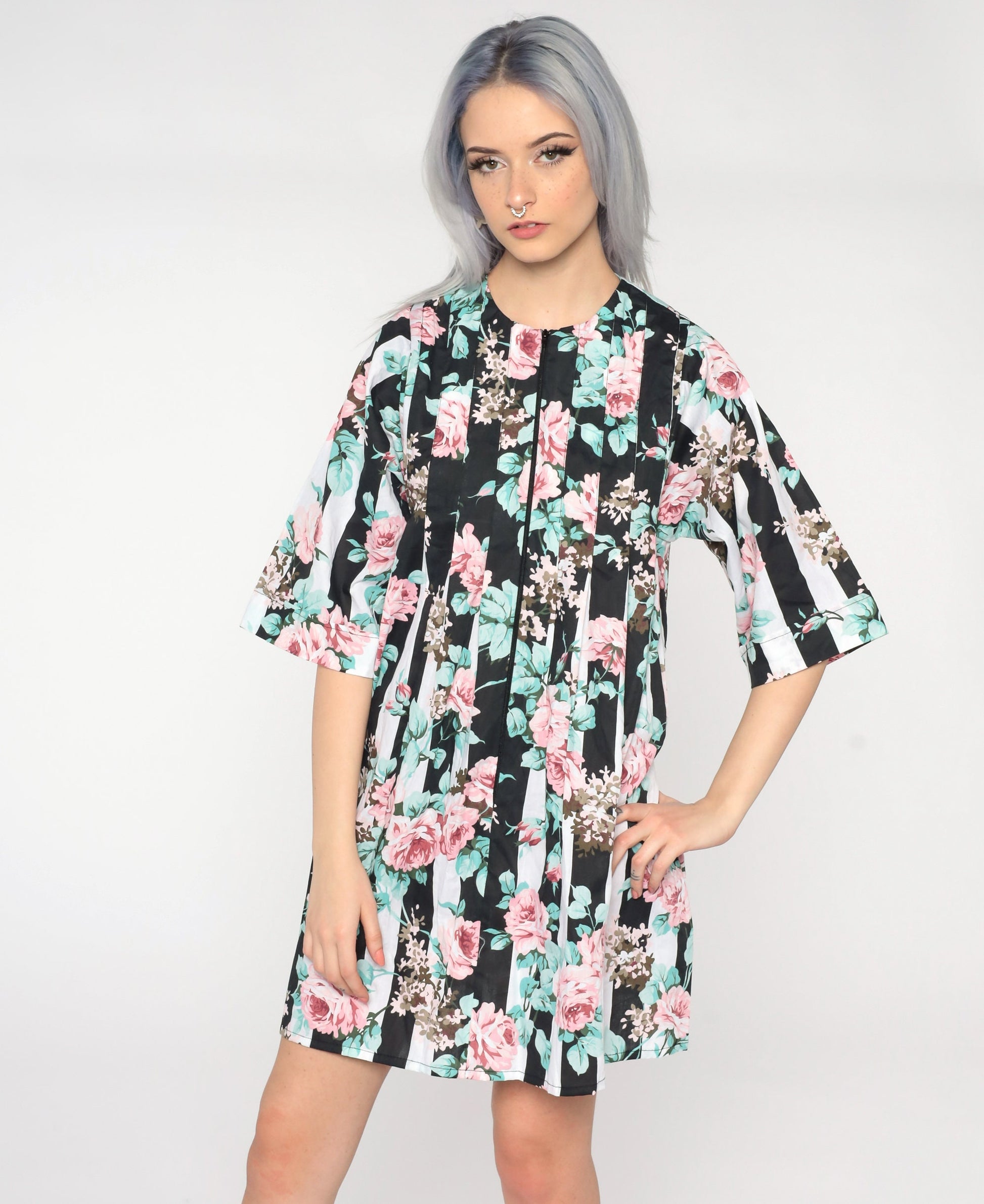 80s Floral Print Mini Dress Front Zip Shift Dress Black White Small
