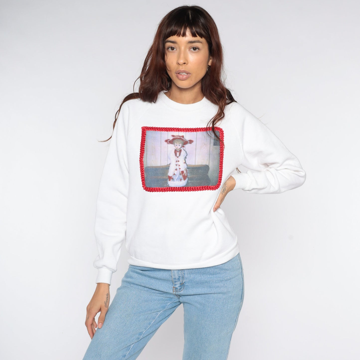 80s Gothic Sweatshirt Victorian Doll Print White Crewneck Small