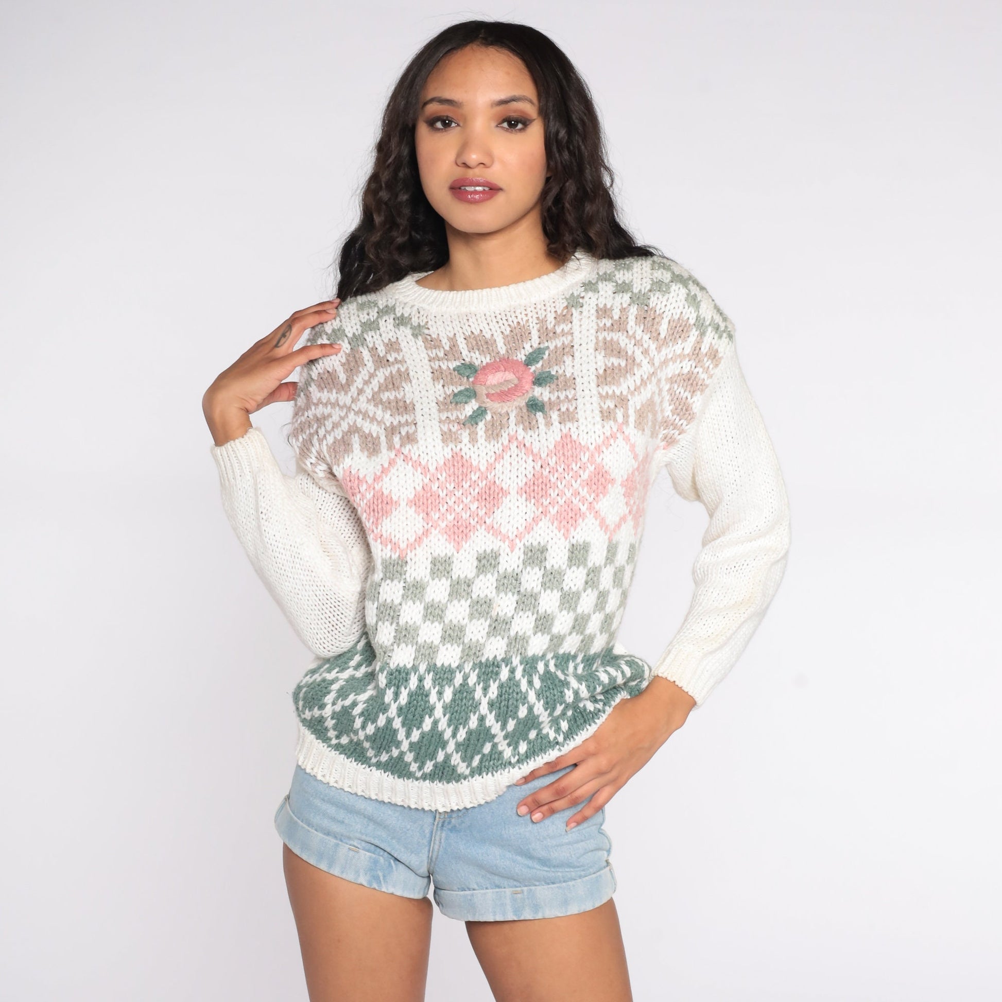 90s White Embroidered Rose Knit Sweater Checkered Argyle Pullover Medium