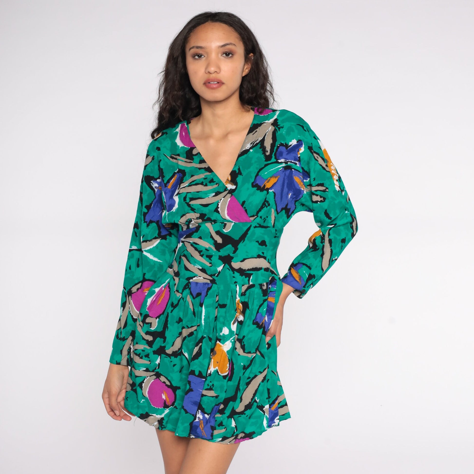 80s Floral Wrap Dress Mini V-Neck High Waisted Long Sleeve Green Pink Purple Medium