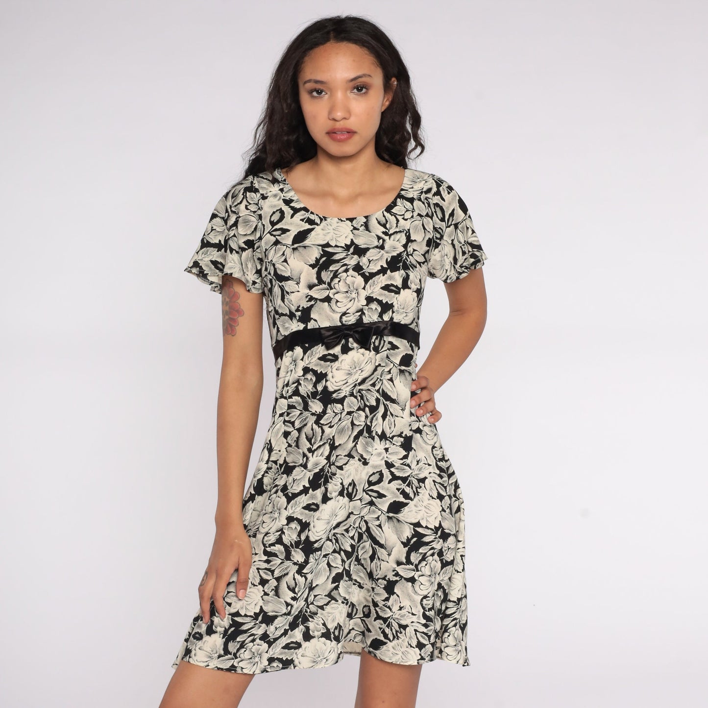 90s Floral Mini Dress Flutter Sleeve Black Off-White Empire Waist Small