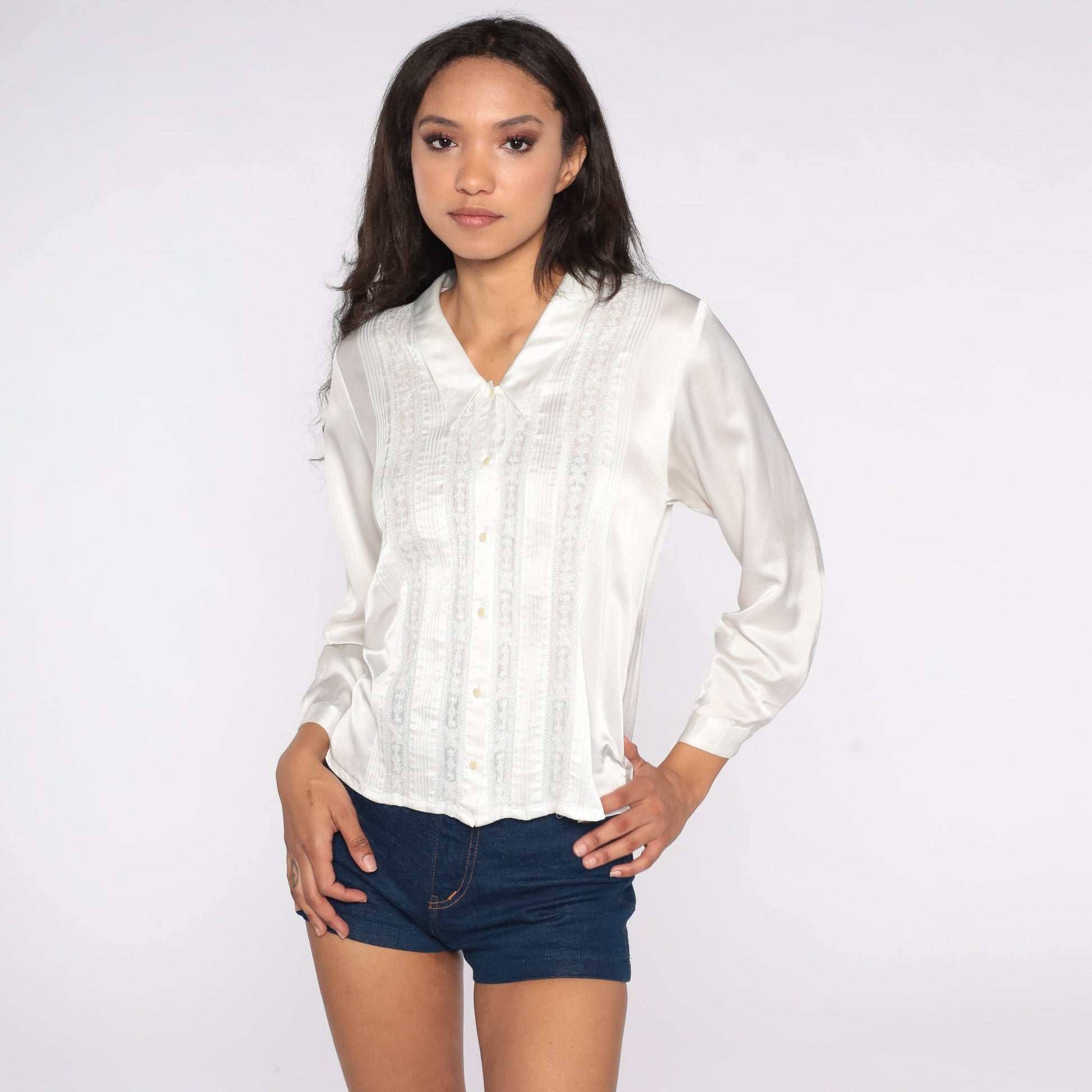 80s White Satin Blouse Lace Trim Chelsea Collar Button Up Small