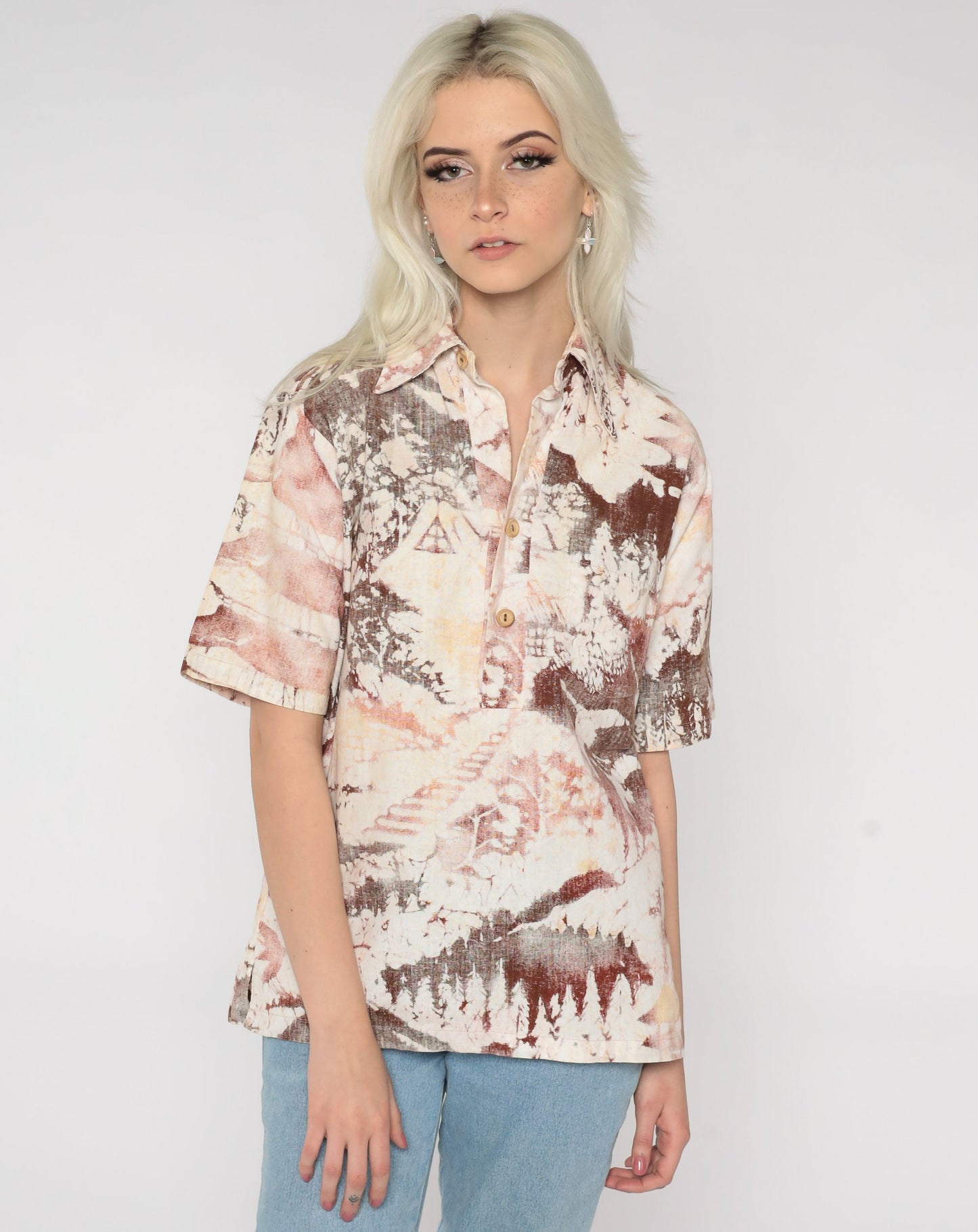 70s Pagoda Forest Bird Button Up Shirt Cream Red Brown Graphic Medium
