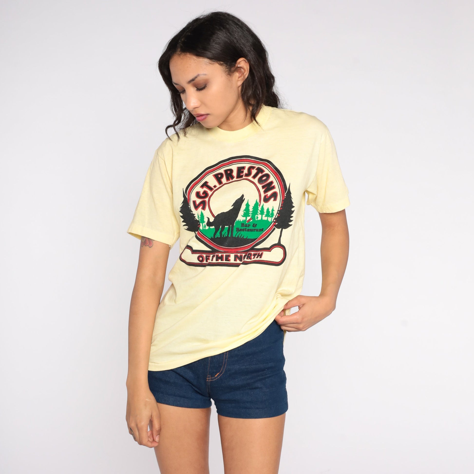 80s Sgt Preston's of the North Graphic T-Shirt Yellow Lafayette Indiana Large