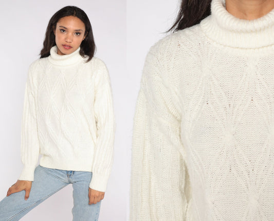 90s White Turtleneck Sweater Angora Blend Textured Pullover Medium