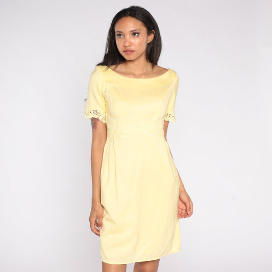 1960s Yellow Mini Dress Lace Trim High Waist Bow Cocktail Sheath Small