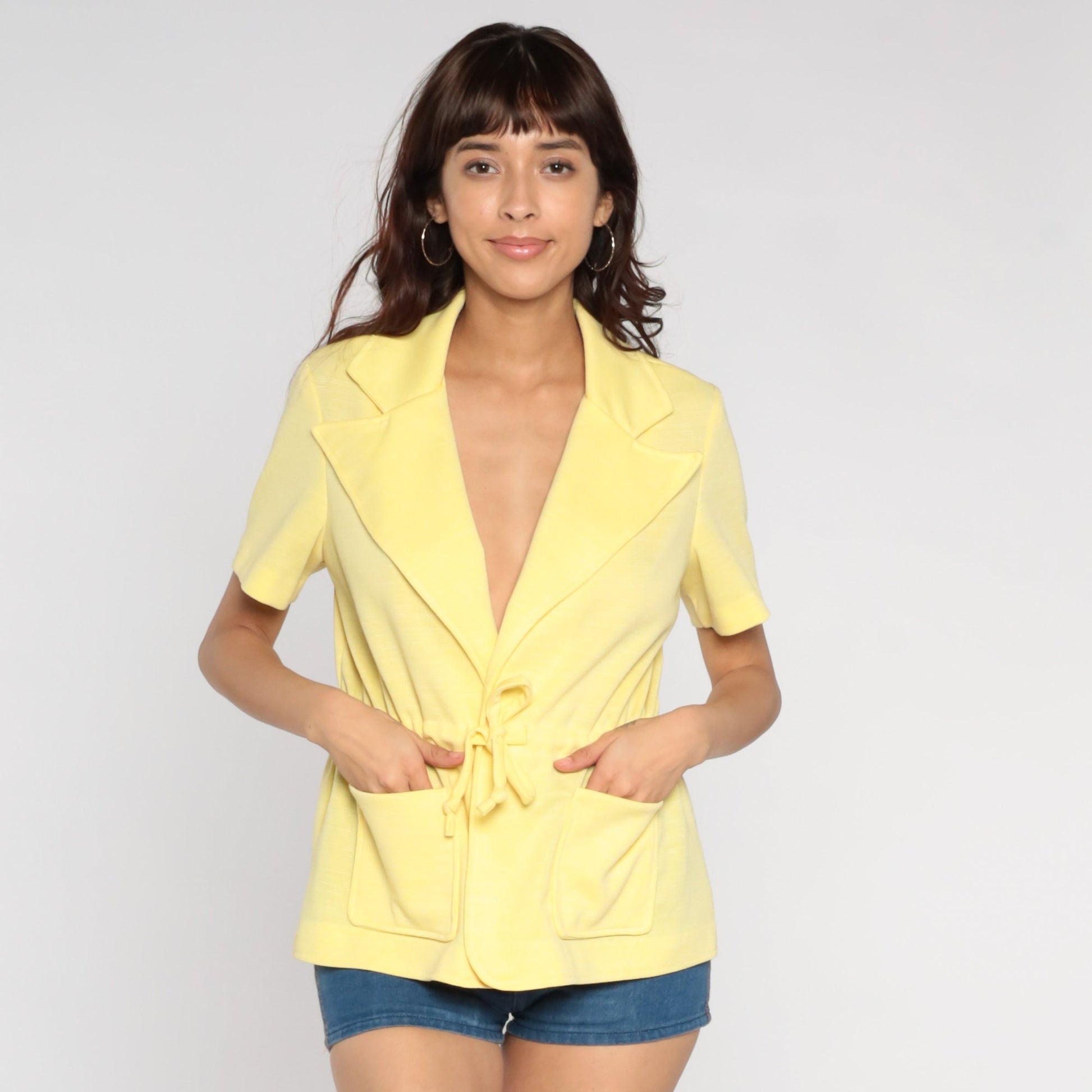 70s Yellow Tie Front Blouse Notched Collar Deep V Neck Short Sleeve Medium