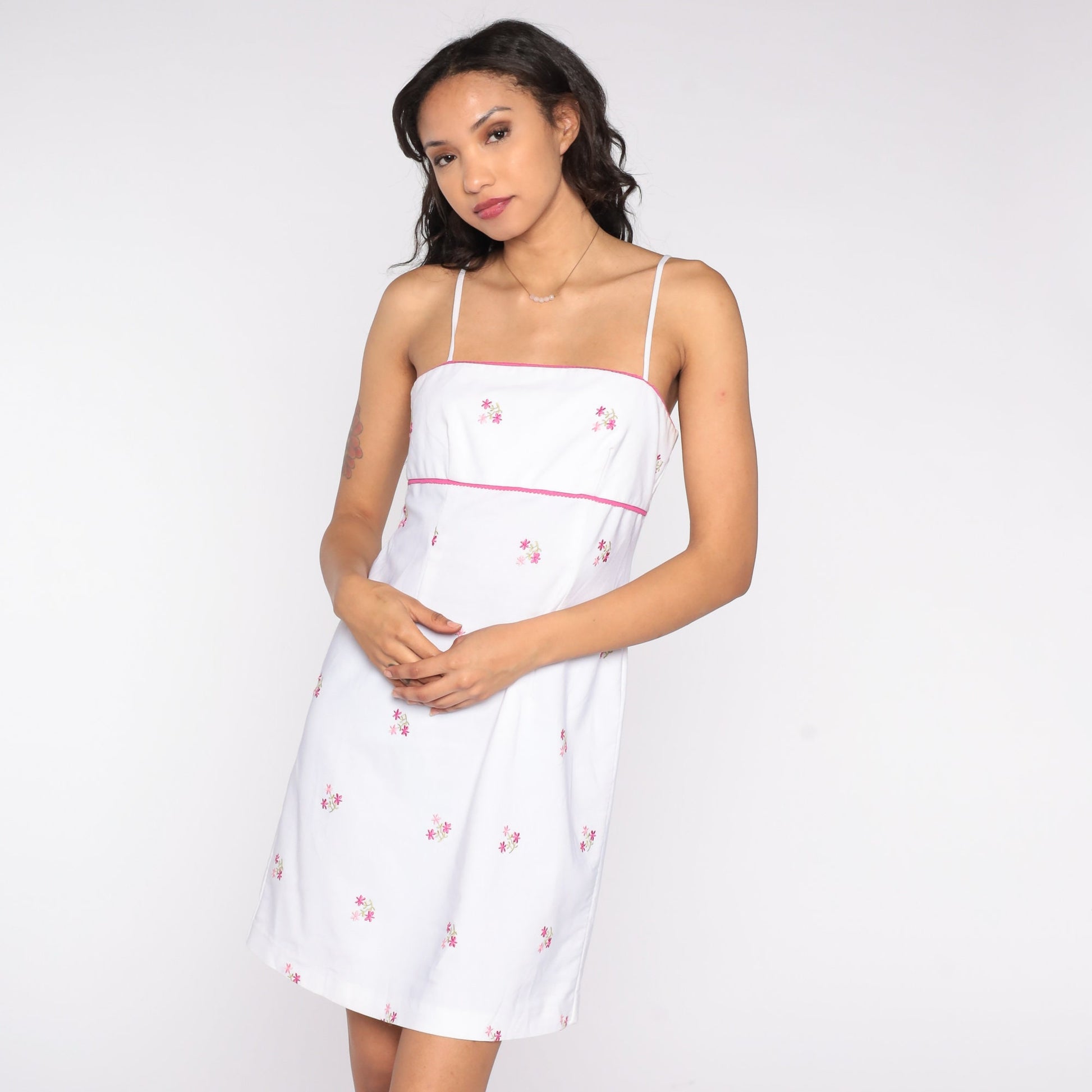 00s White Floral Embroidered Mini Dress Spaghetti Strap Shift Medium M
