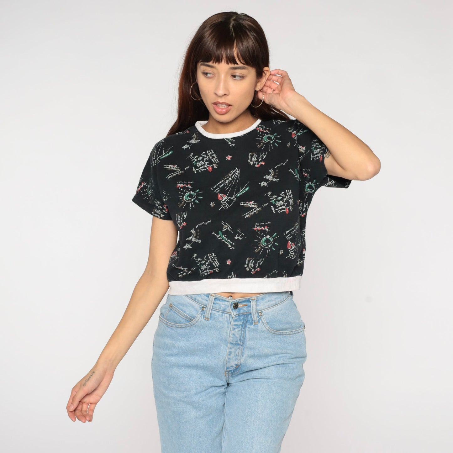 90s Sailboat Nautical Crop Top Black Graphic T-Shirt Small S