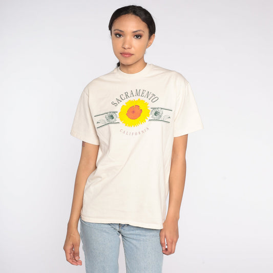 80s Sacramento California Sunflower Graphic T-Shirt Cotton Small