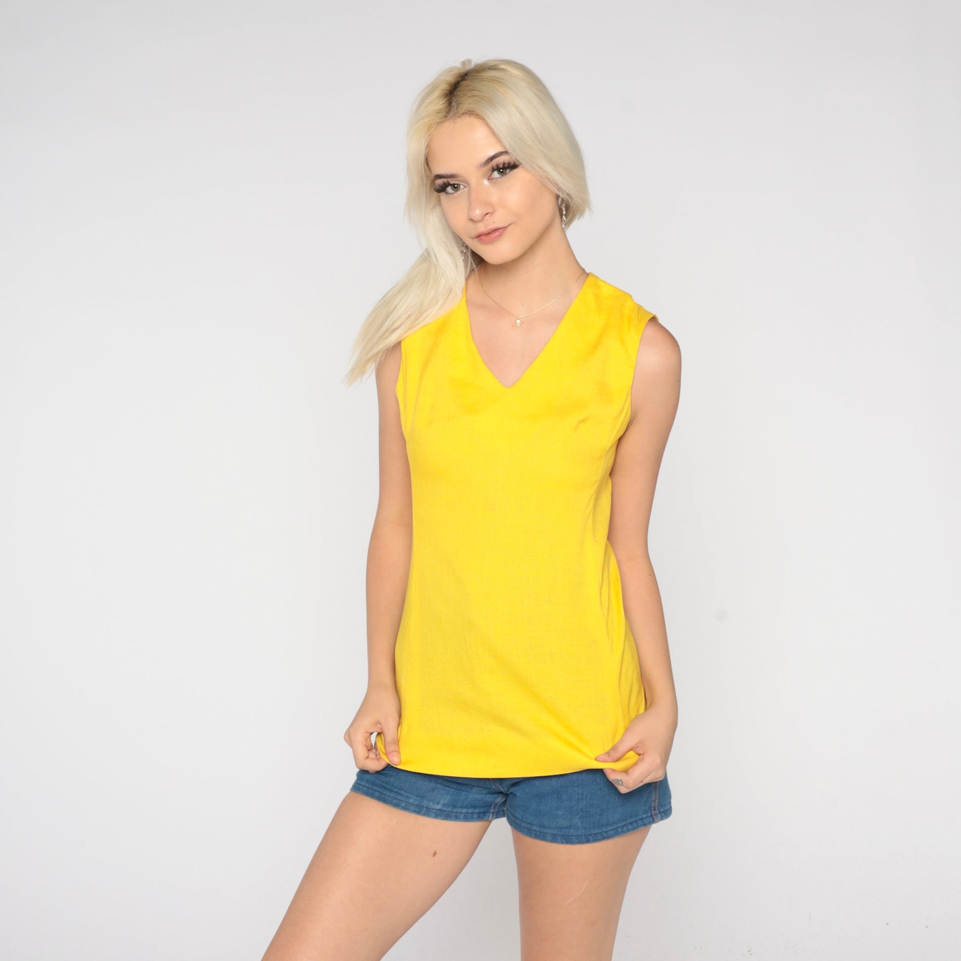 60s Yellow Tank Top V Neck Sleeveless Blouse Small
