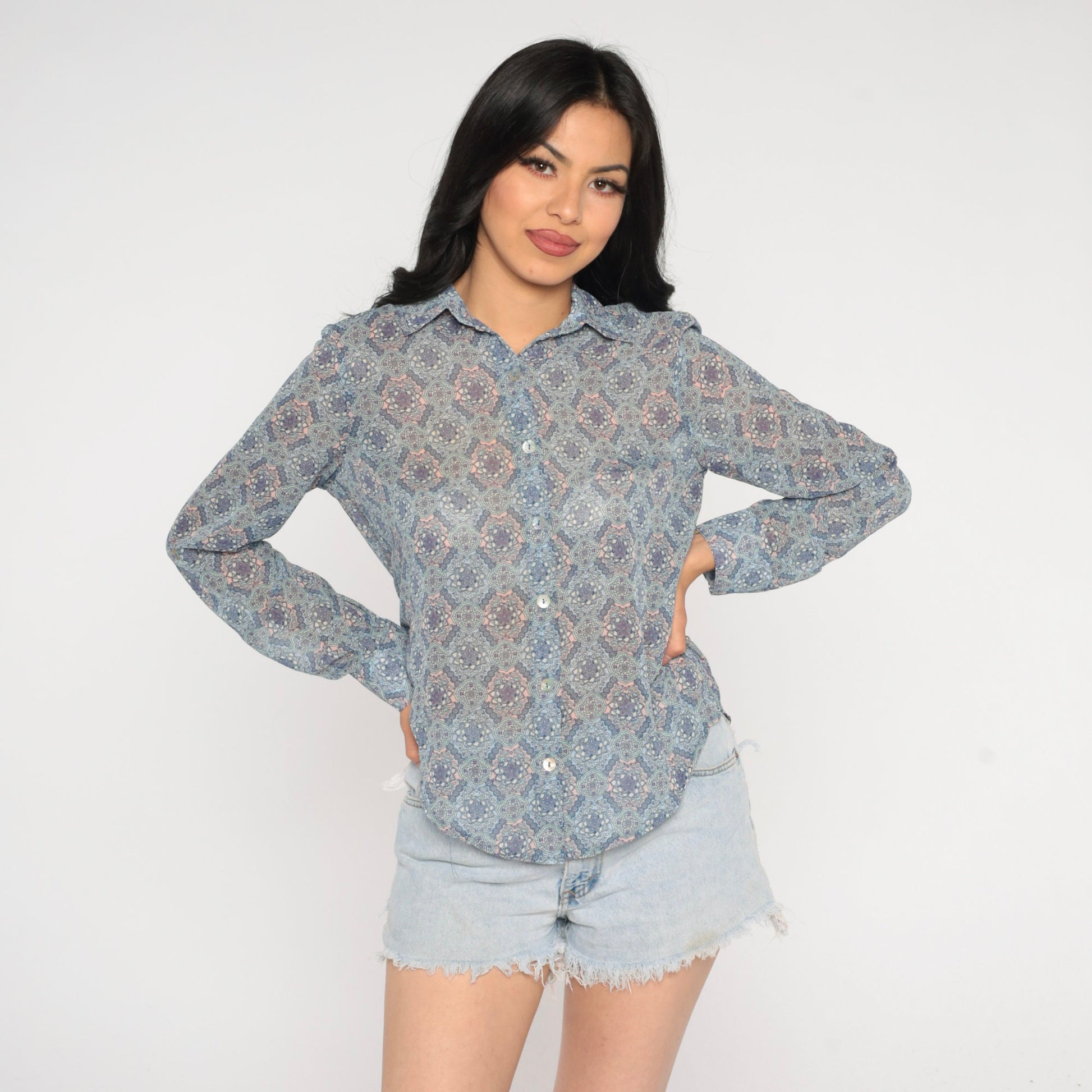 00s Batik Floral Button-Up Blouse Geometric Print Long Sleeve Collared Shirt Small