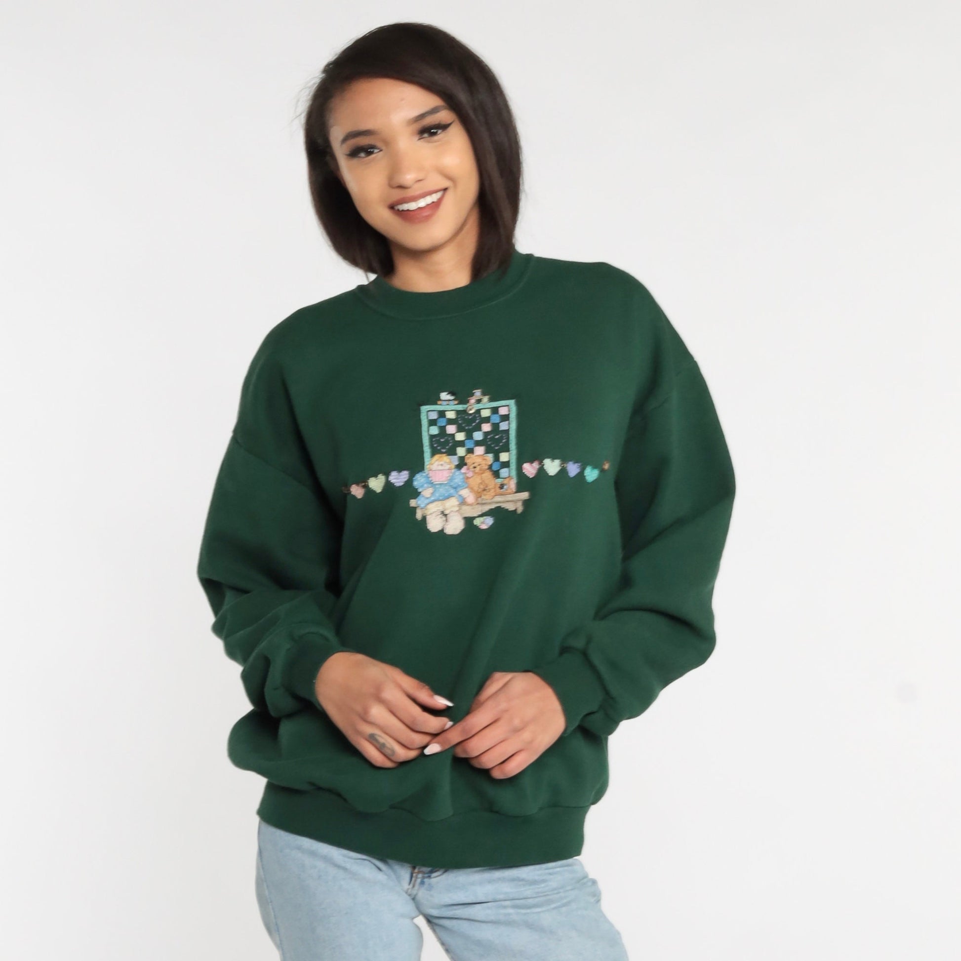 90s Teddy Bear Cross Stitch Sweatshirt Green Heart Embroidered Crewneck Extra Large XXL