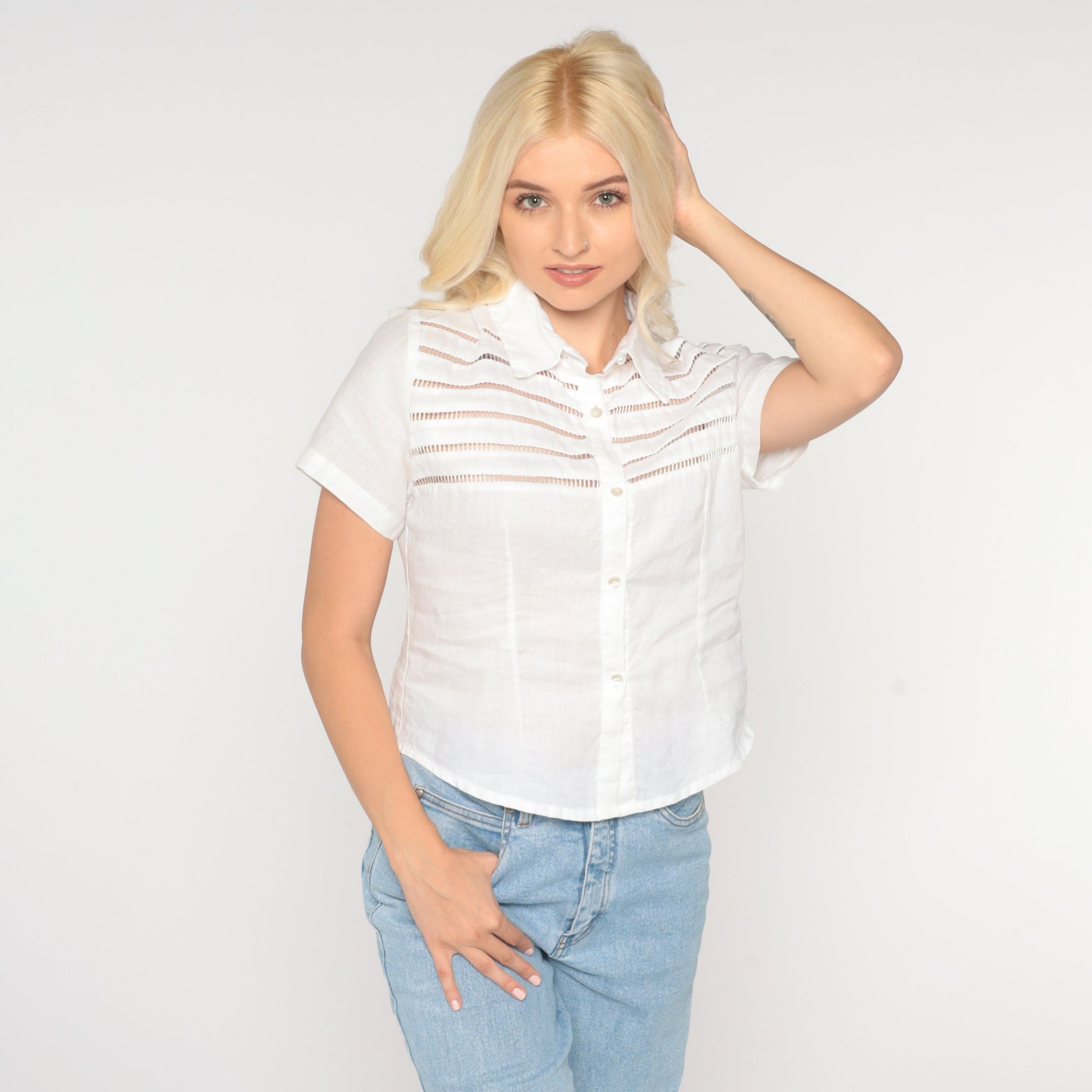 90s White Cutout Button-Up Blouse Short Sleeve Small S