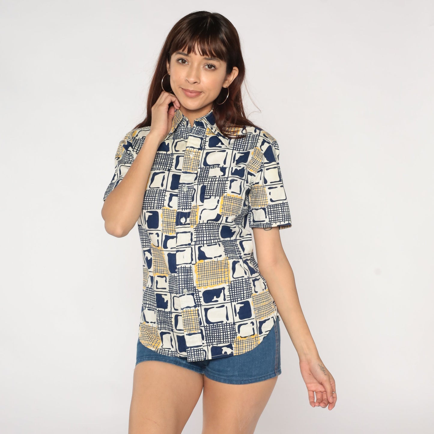 70s Abstract Checkered Button-Up Blouse Pointed Collar Blue White Yellow Small
