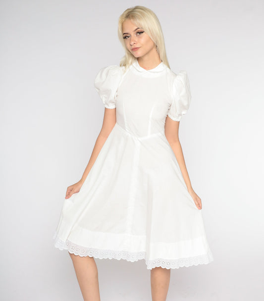 70s White Peasant Dress Puff Sleeve Eyelet Basque Waist Knee Length Extra Small