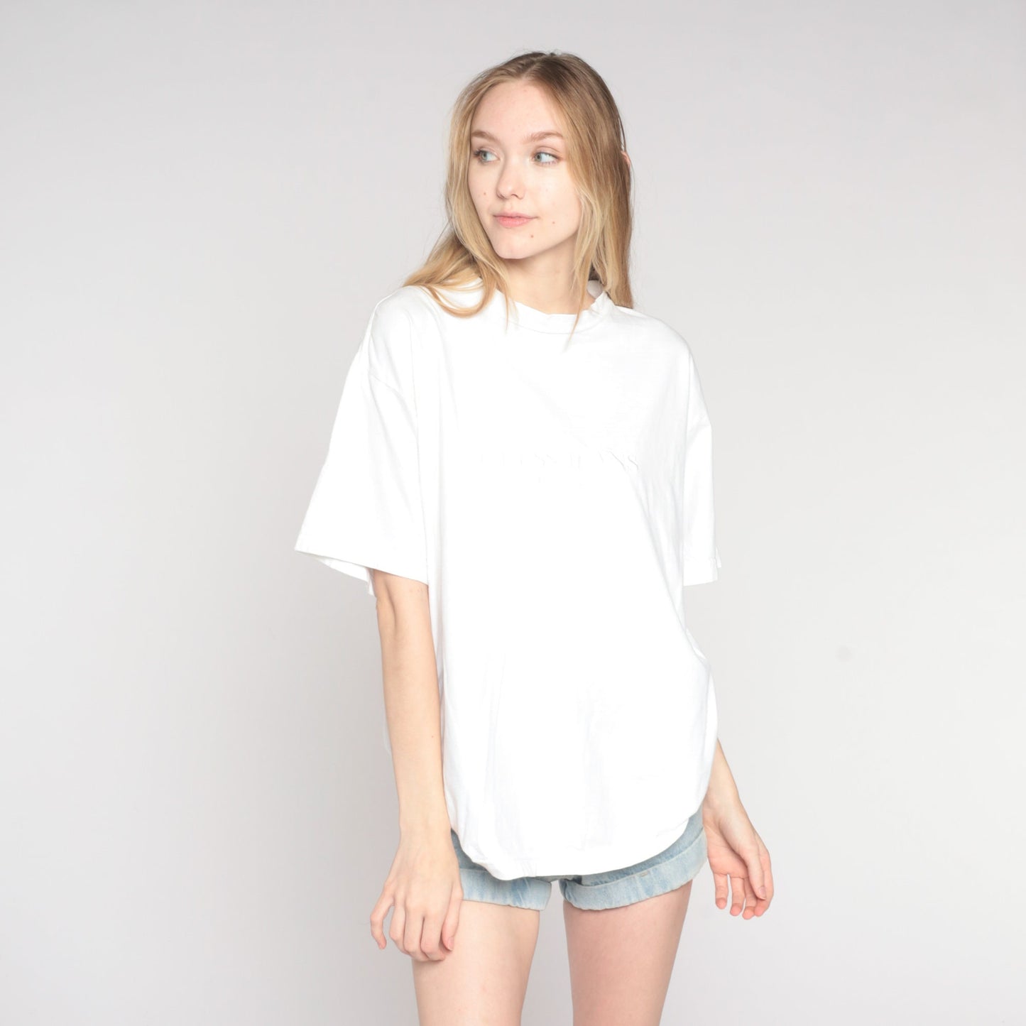 00s Guess Jeans Embroidered Logo T-Shirt White Cotton Medium M