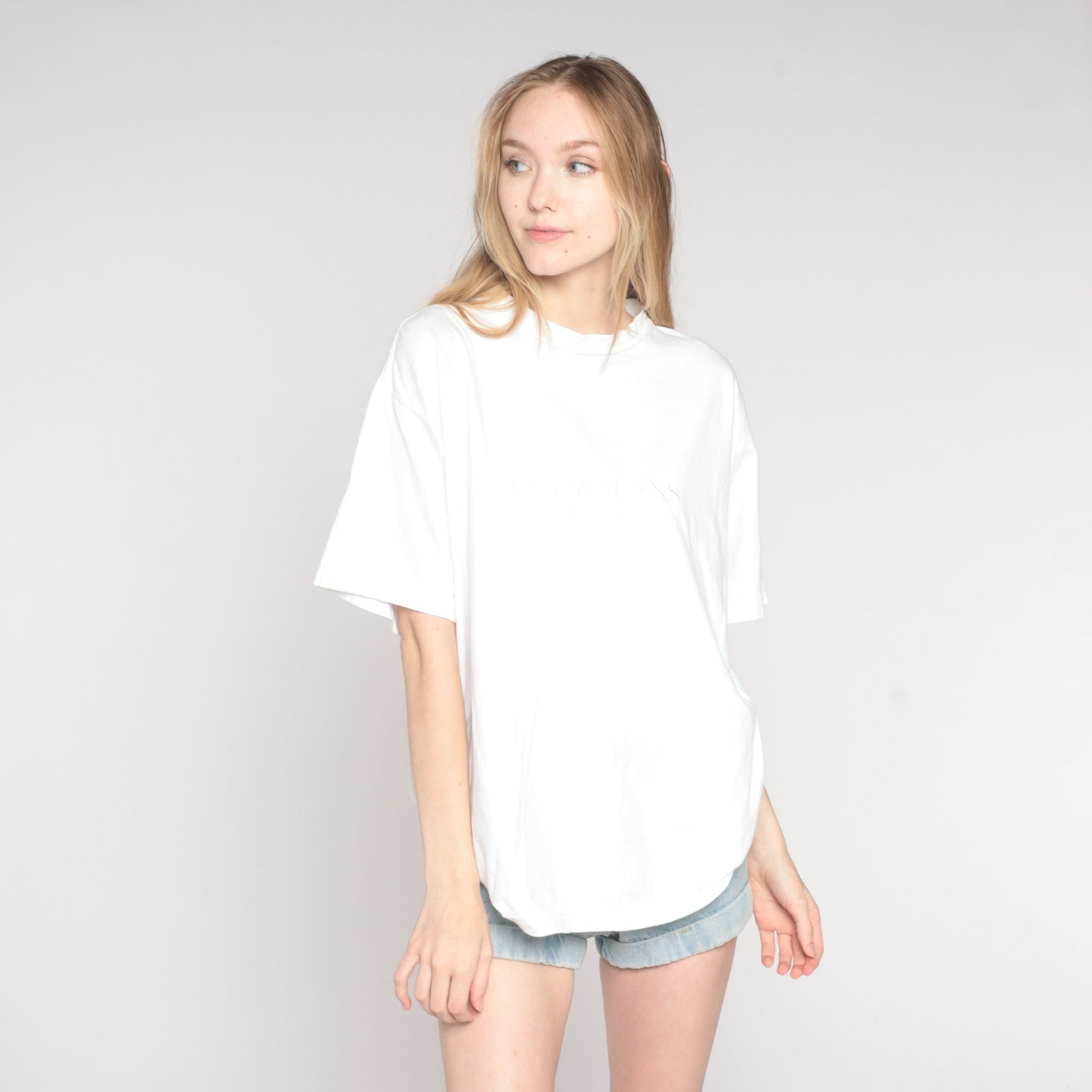 00s Guess Jeans Embroidered Logo T-Shirt White Cotton Medium M