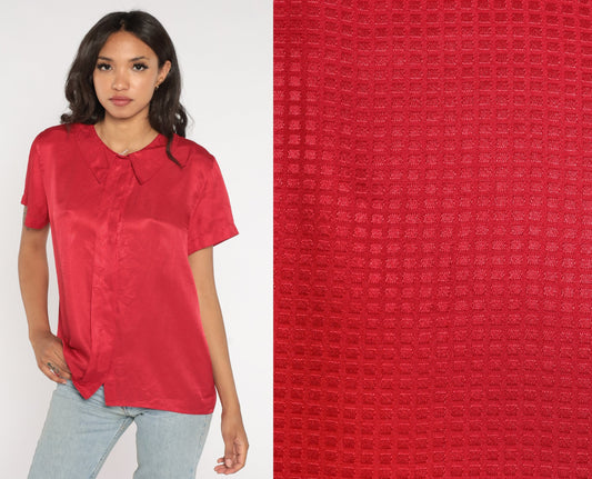 90s Red Shiny Embossed Button-Up Blouse Short Sleeve Collared Shirt Large L