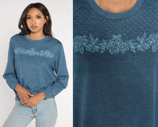 90s Blue Floral Embroidered Beaded Quilted Sweatshirt Petite Medium