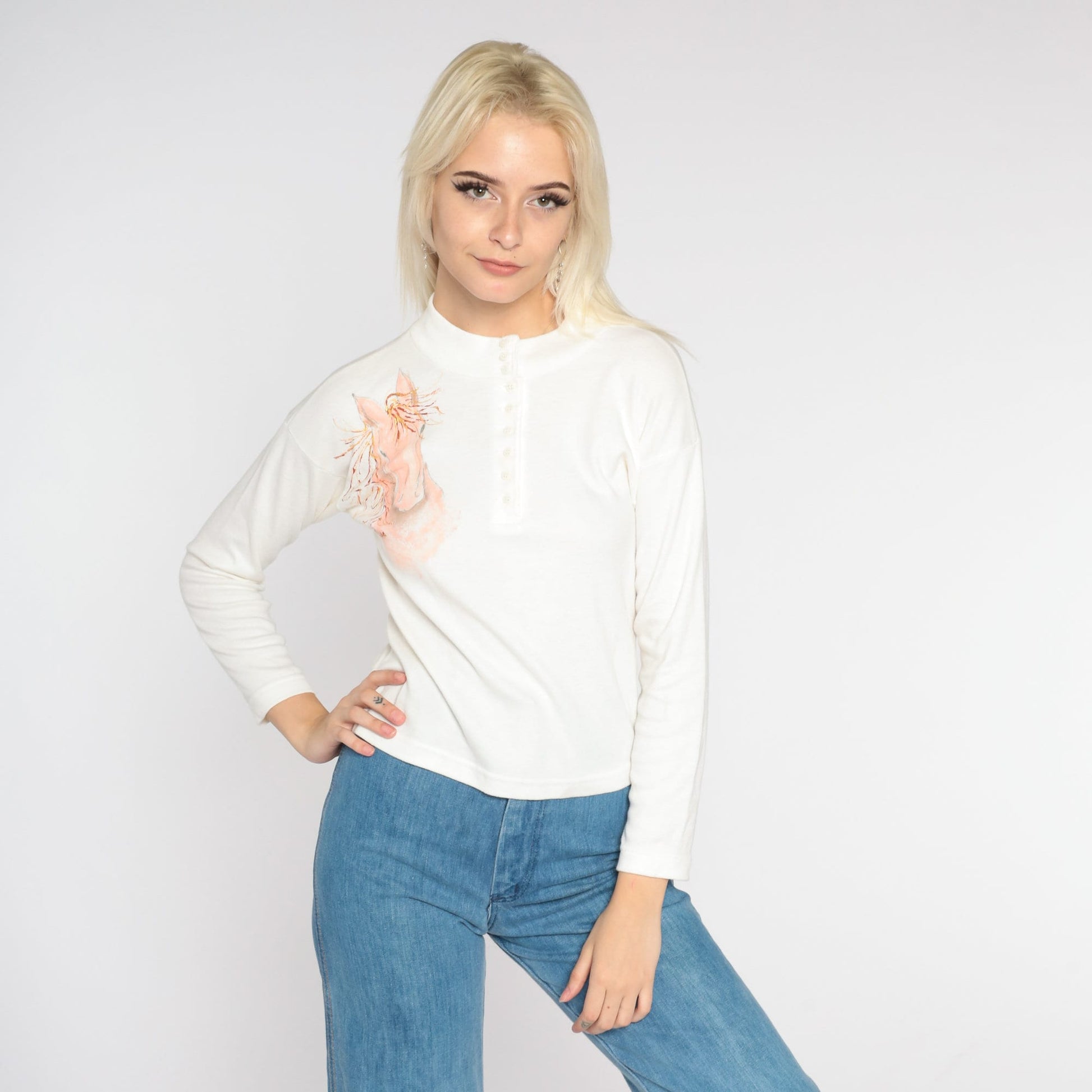 90s Painted Horse Henley Long Sleeve T-Shirt White Glitter Graphic Small S