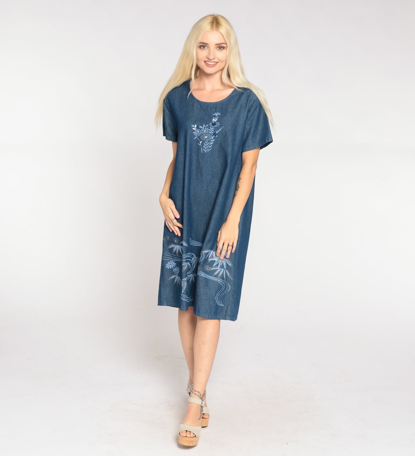90s Floral Denim Shift Dress Blue Sequin Beaded Short Sleeve Medium M