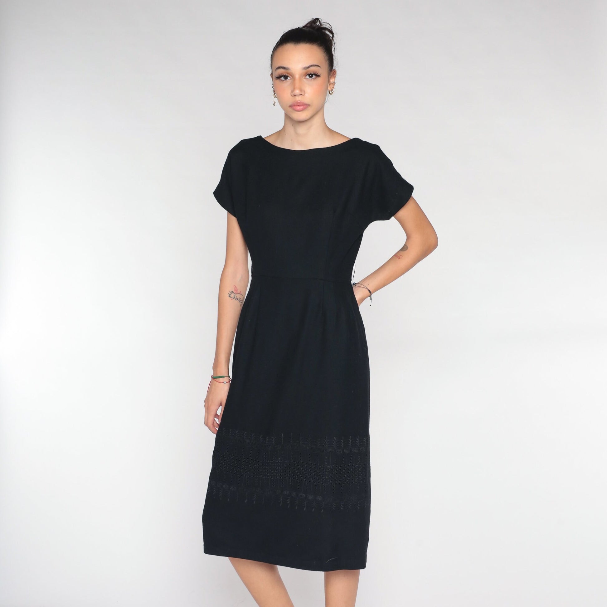 Black Wool Midi Shift Dress Cap Sleeve Embroidered 00s Small