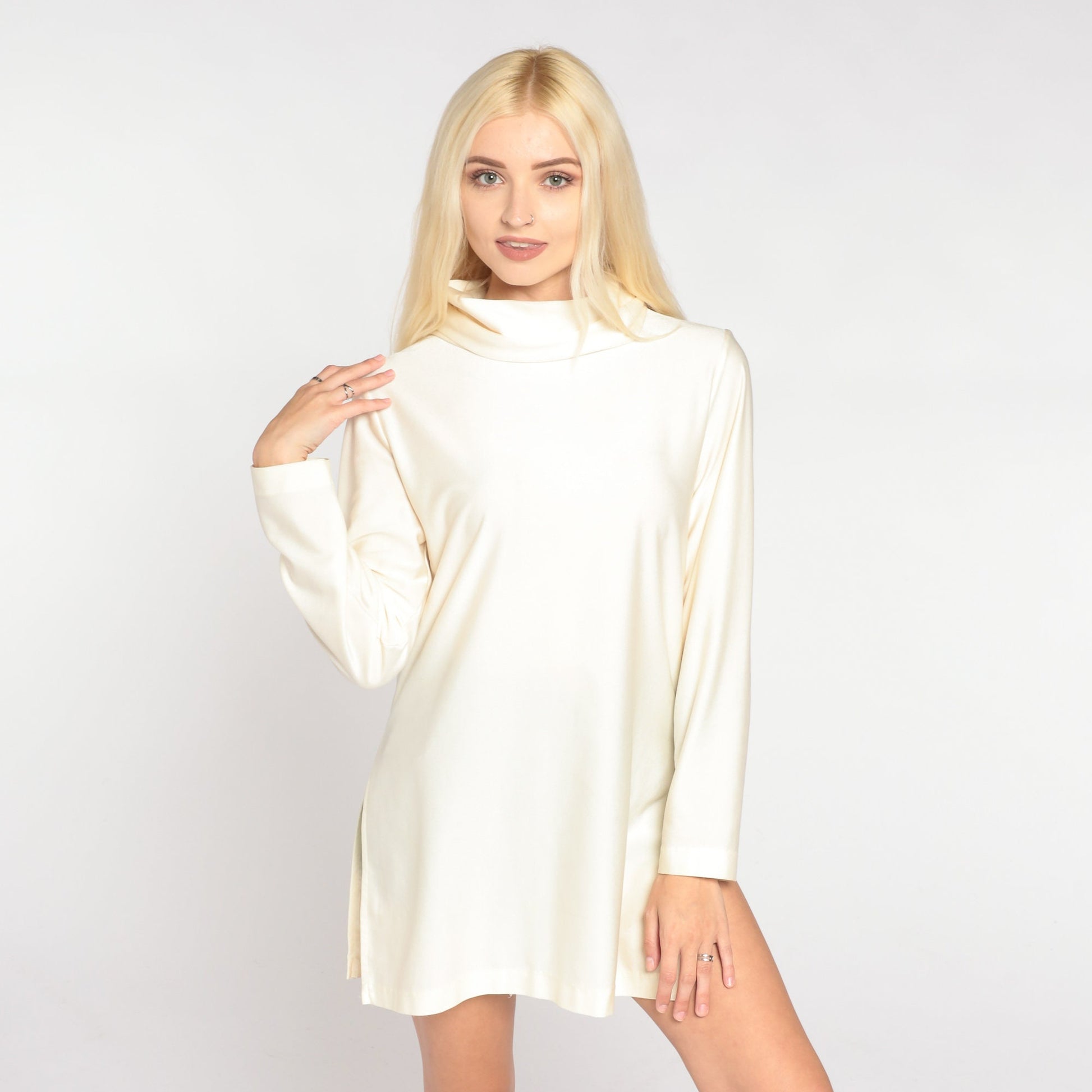 70s Off-White Turtleneck Tunic Long Sleeve Side Slit Blouse Medium M