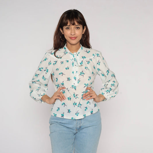 70s Floral Ascot Blouse White Blue Print Button-Up Long Sleeve Medium