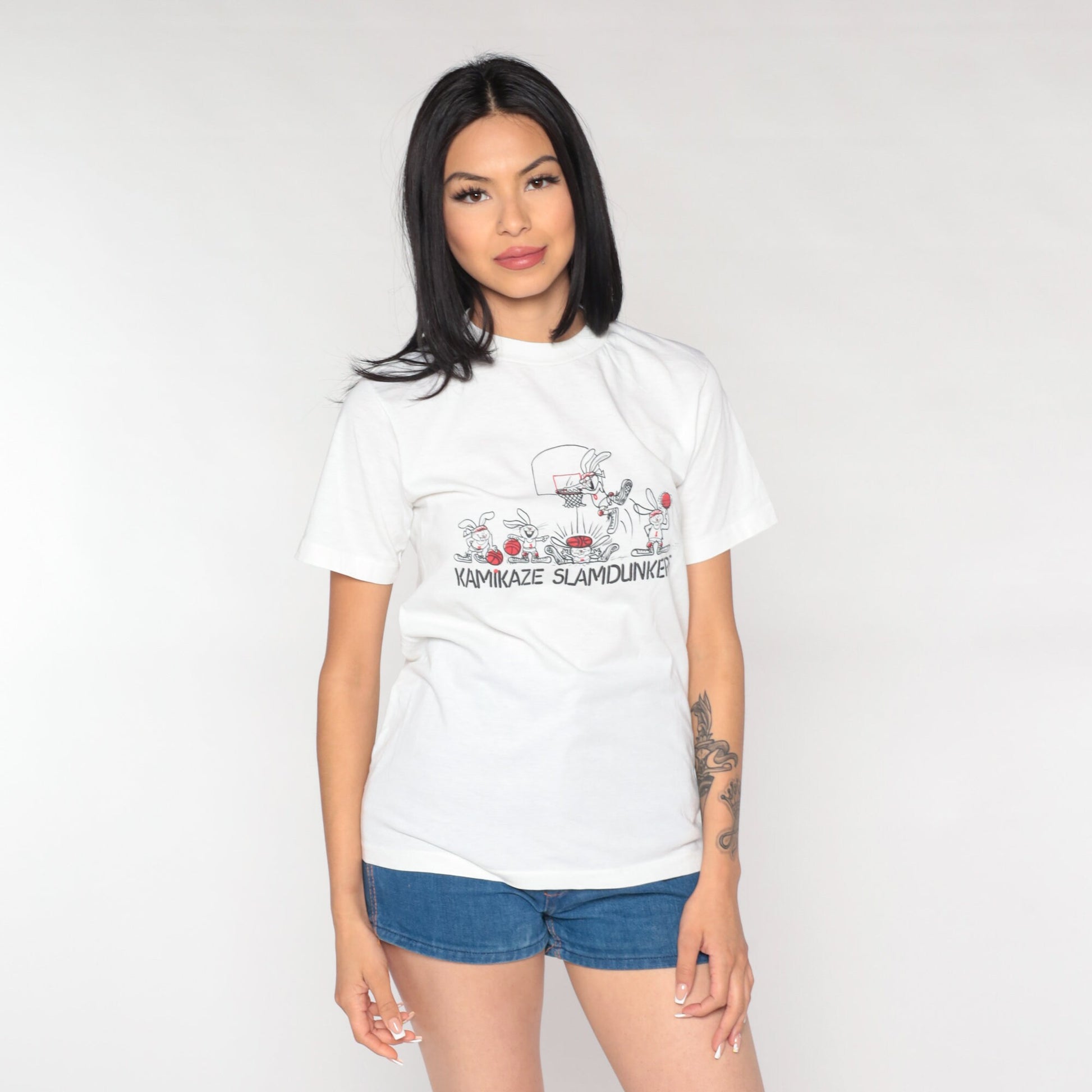 90s Kamikaze Slamdunkers Cartoon Rabbit Basketball Graphic Tee White Small