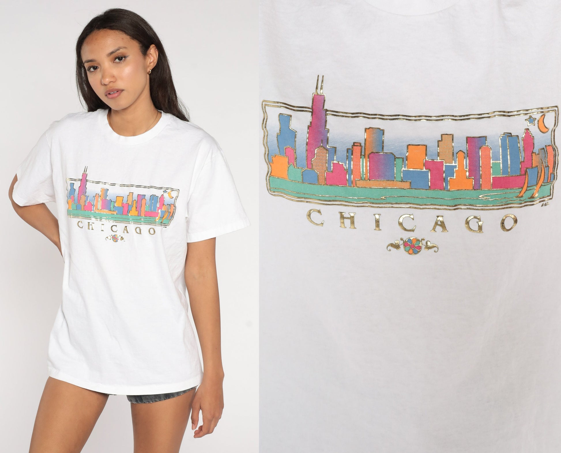 00s Chicago Cityscape Graphic T-Shirt Metallic Print Medium