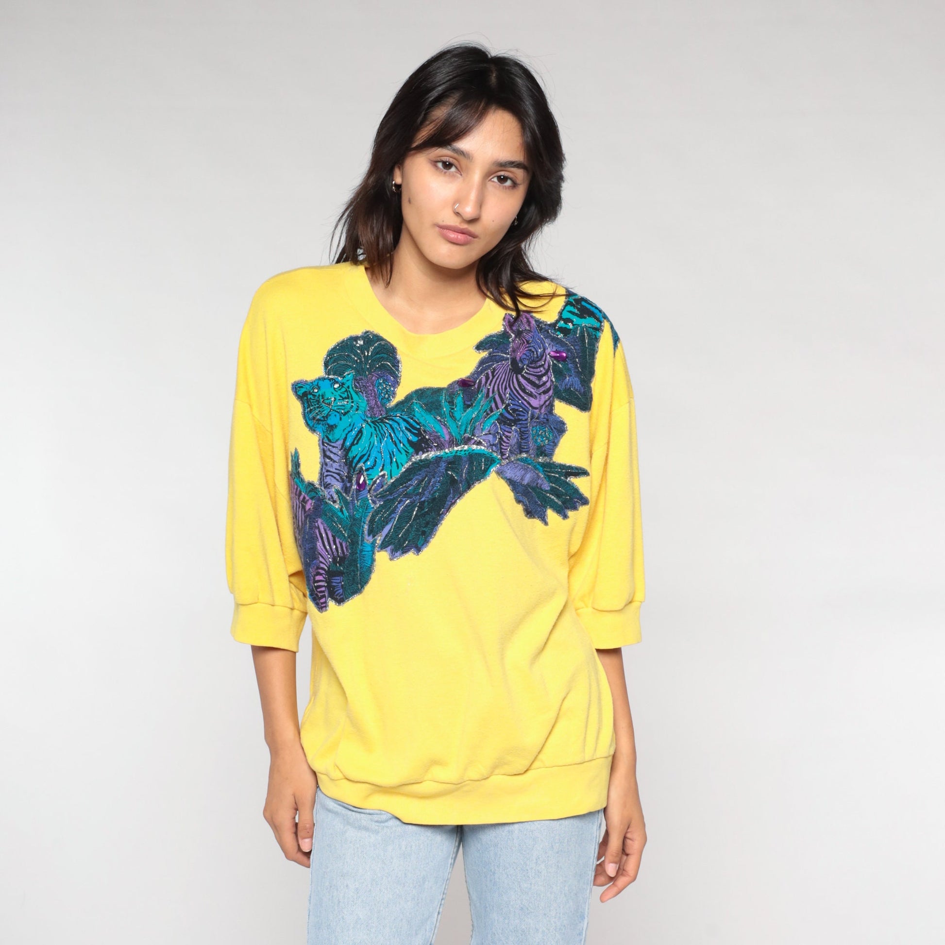 80s Wildlife Sweatshirt Yellow Glitter Tiger Zebra Palm Tree Applique Medium