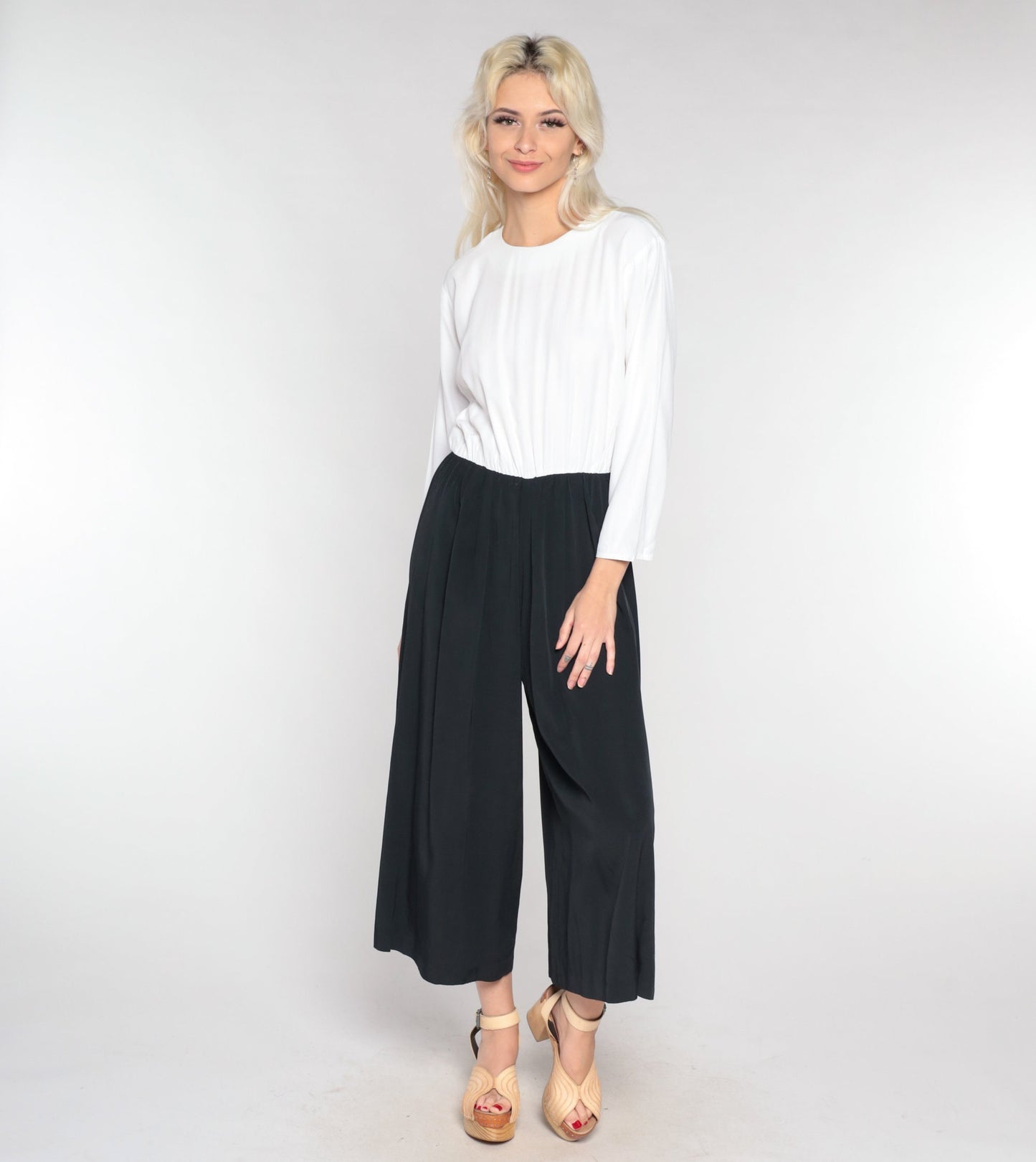 90s Black & White Wide Leg Jumpsuit Long Sleeve Rear Zip Medium
