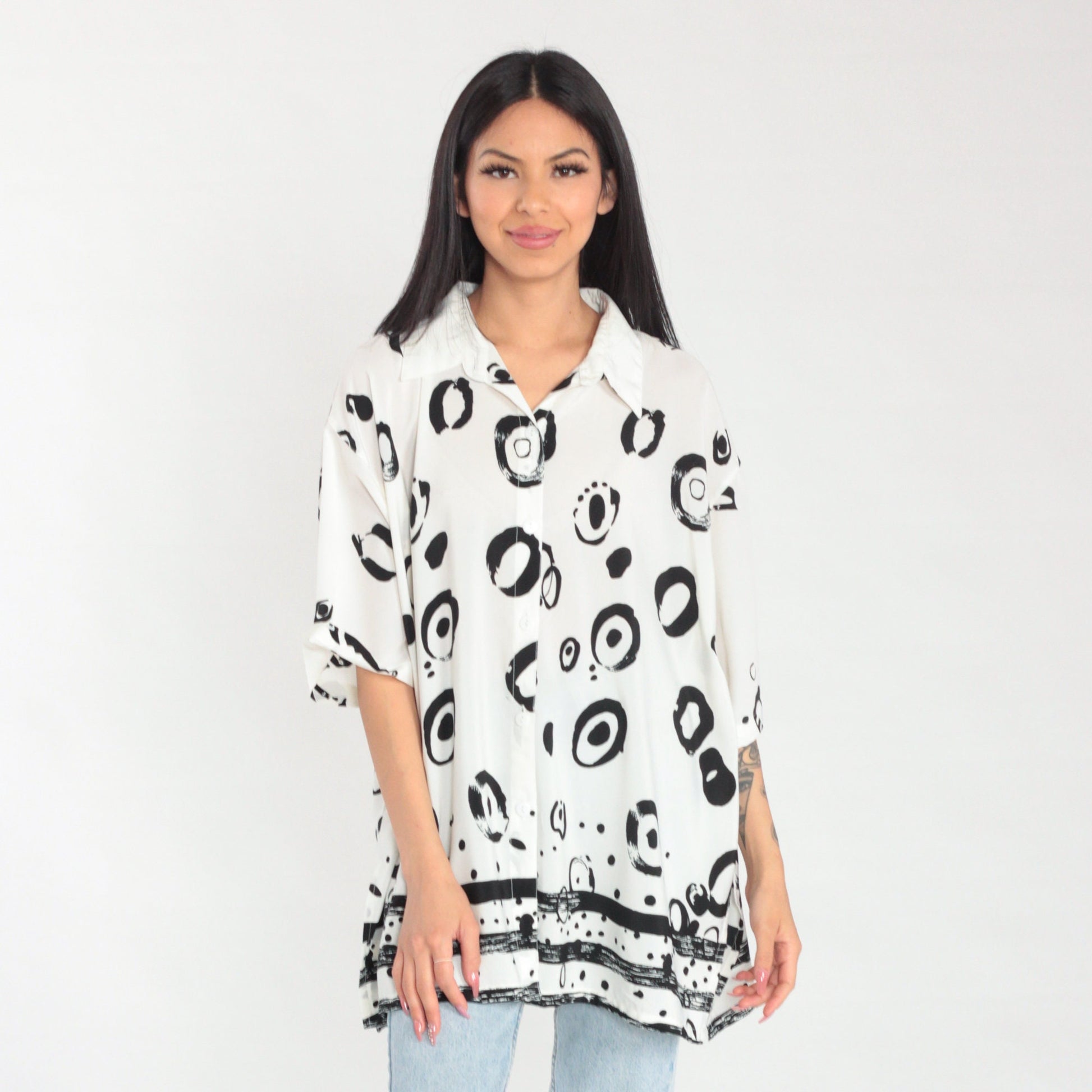 90s Abstract Ring Print Button-Up Blouse White Black Short Sleeve Extra Large
