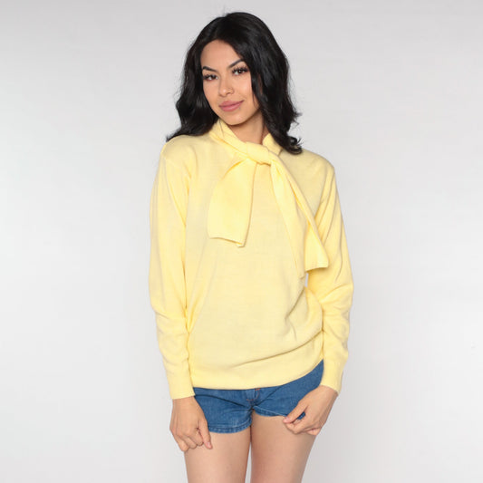 80s Pale Yellow Ascot Sweater Knit Pullover Necktie Medium M