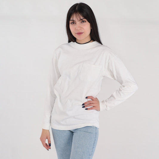 90s Plain White Cotton Long Sleeve Pocket Tee Crewneck Medium M