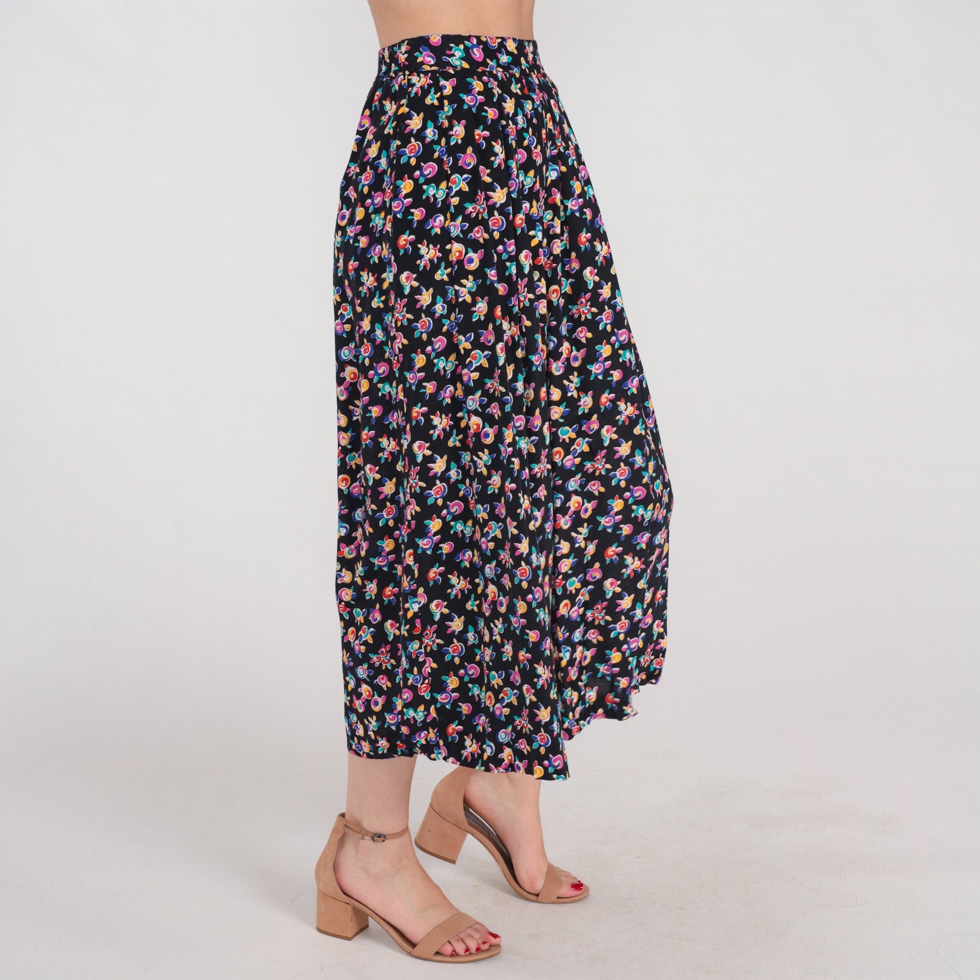 90s Black Floral Midi Skirt High Waist Pleated Rose Print Small