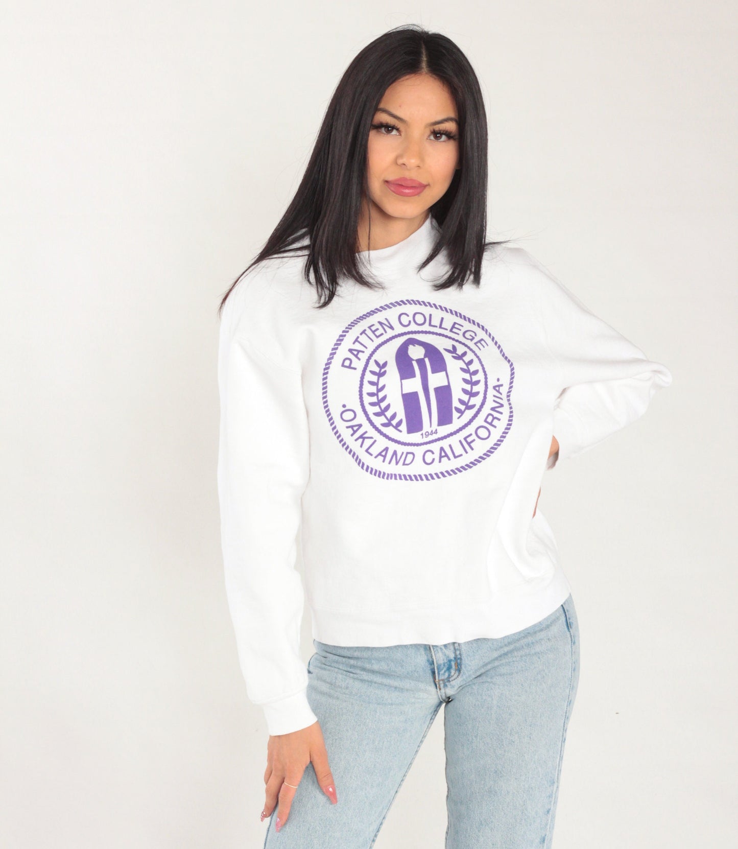 90s Patten College Oakland Sweatshirt White Purple Lions Graphic Small S