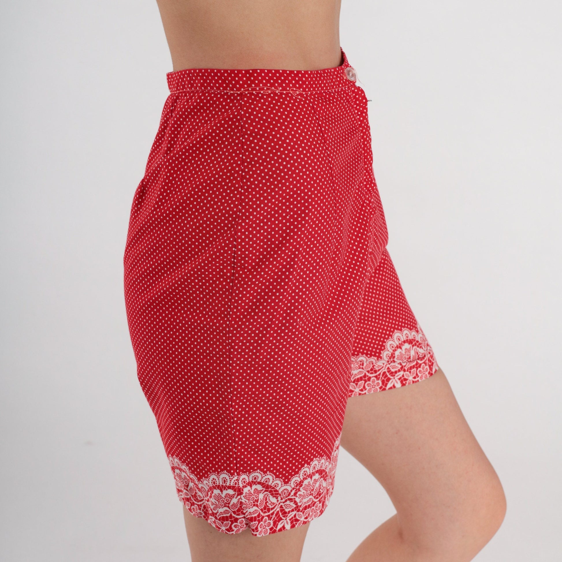 60s Red Polka Dot Shorts High-Waisted Floral Lace Print Extra Small