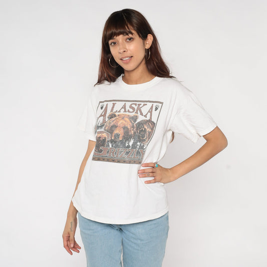 90s Grizzly Bear Alaska Wildlife Graphic T-Shirt White Cotton Medium M