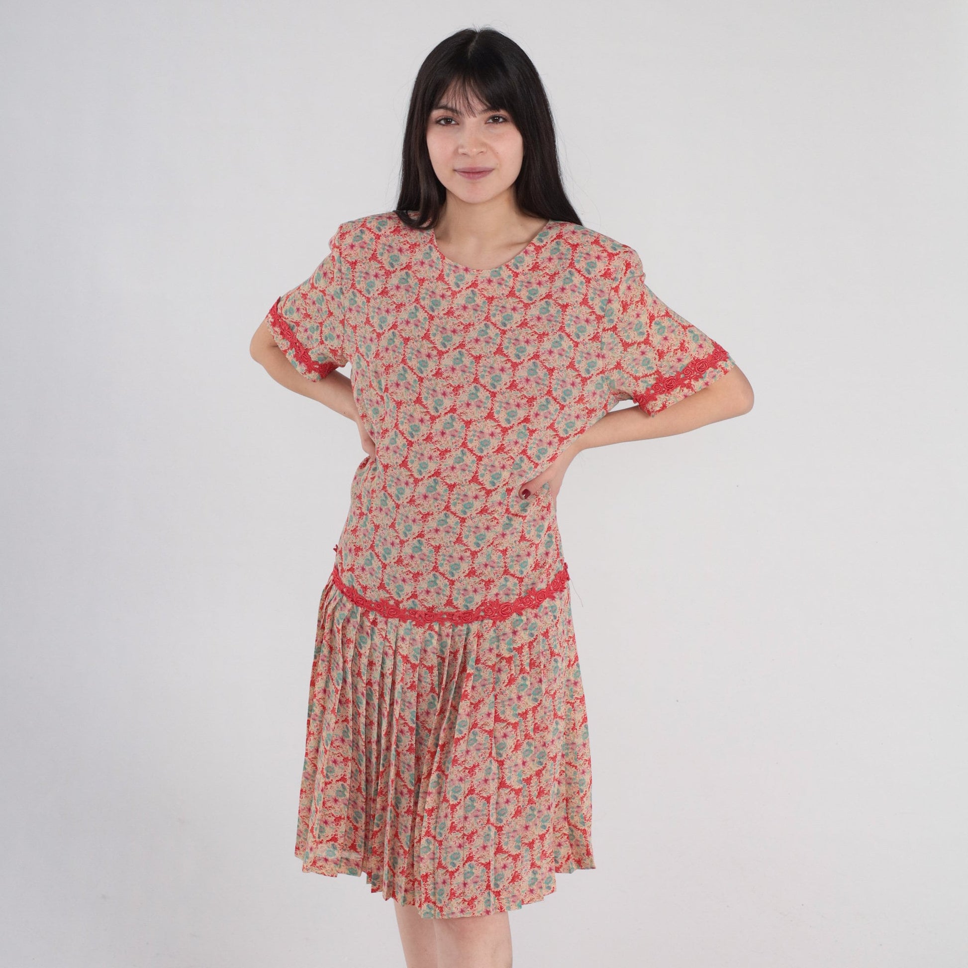 00s Red Floral Mini Dress Drop Waist Pleated Short Sleeve Lace Trim Large