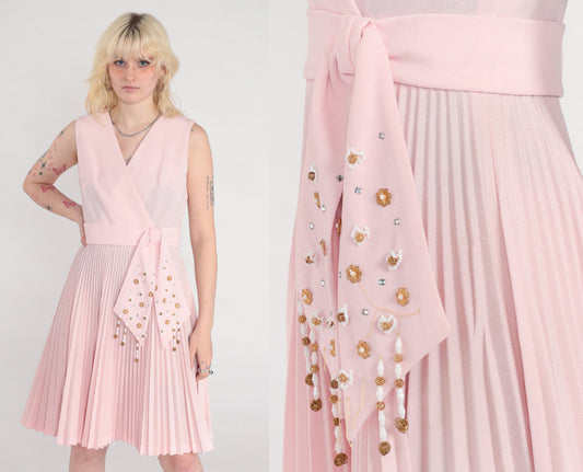 70s Baby Pink Beaded Wrap Dress Knee-Length Sleeveless V-Neck Small S