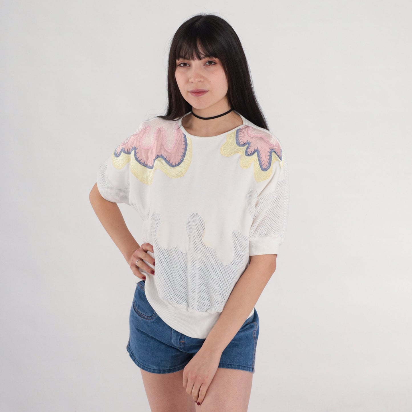 80s White Mesh Floral T-Shirt Pink Yellow Cutout Short Sleeve Medium