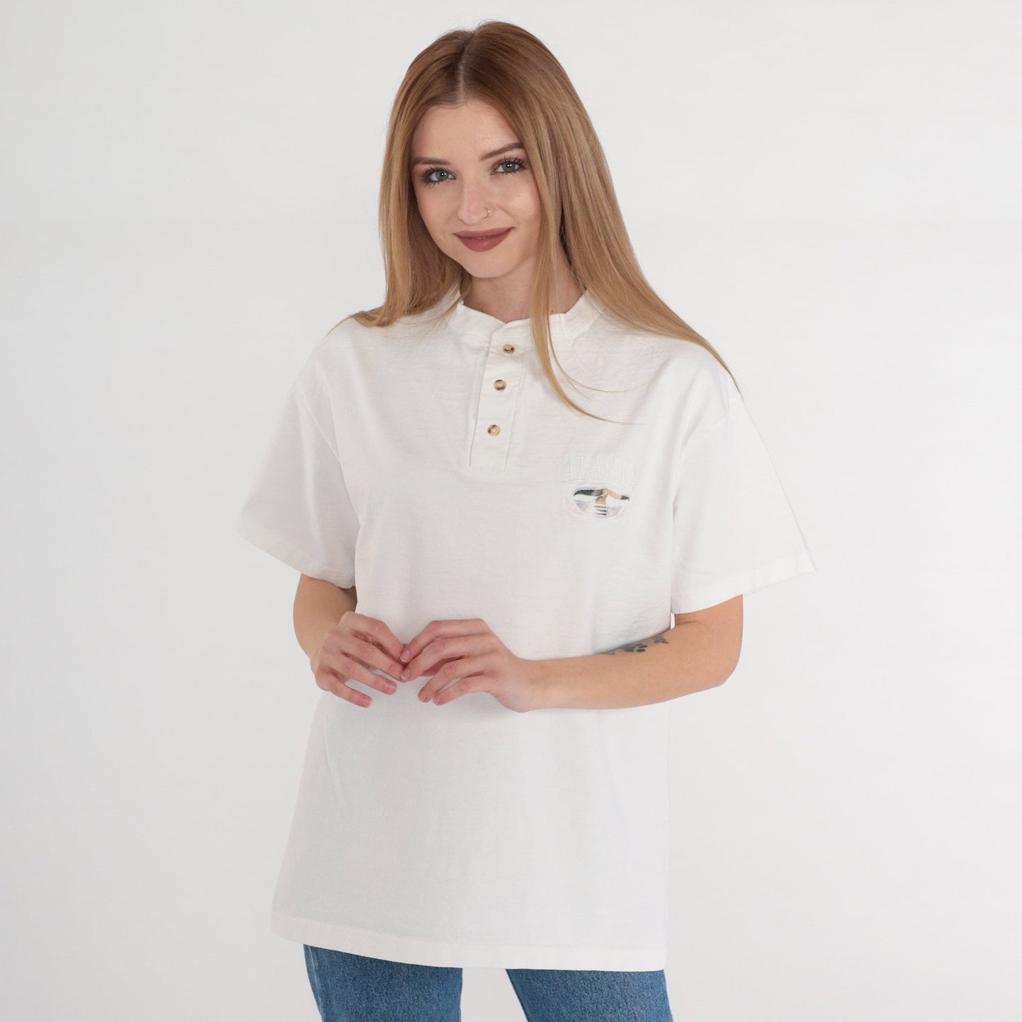 90s Alaska Whale Embroidered Henley T-Shirt White Cotton Large L