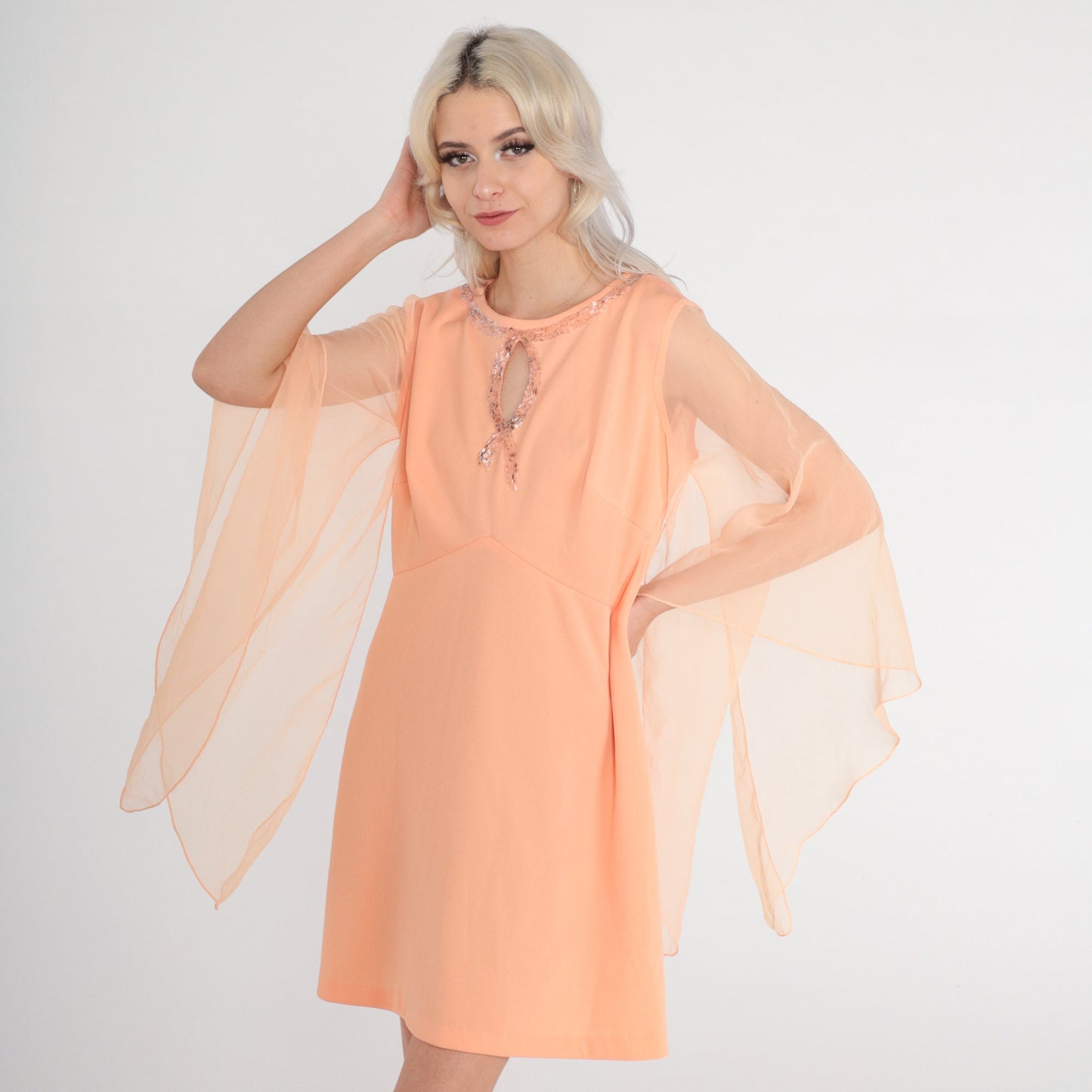 1960s Peach Babydoll Mini Dress Angel Sleeve Beaded Keyhole Medium Large