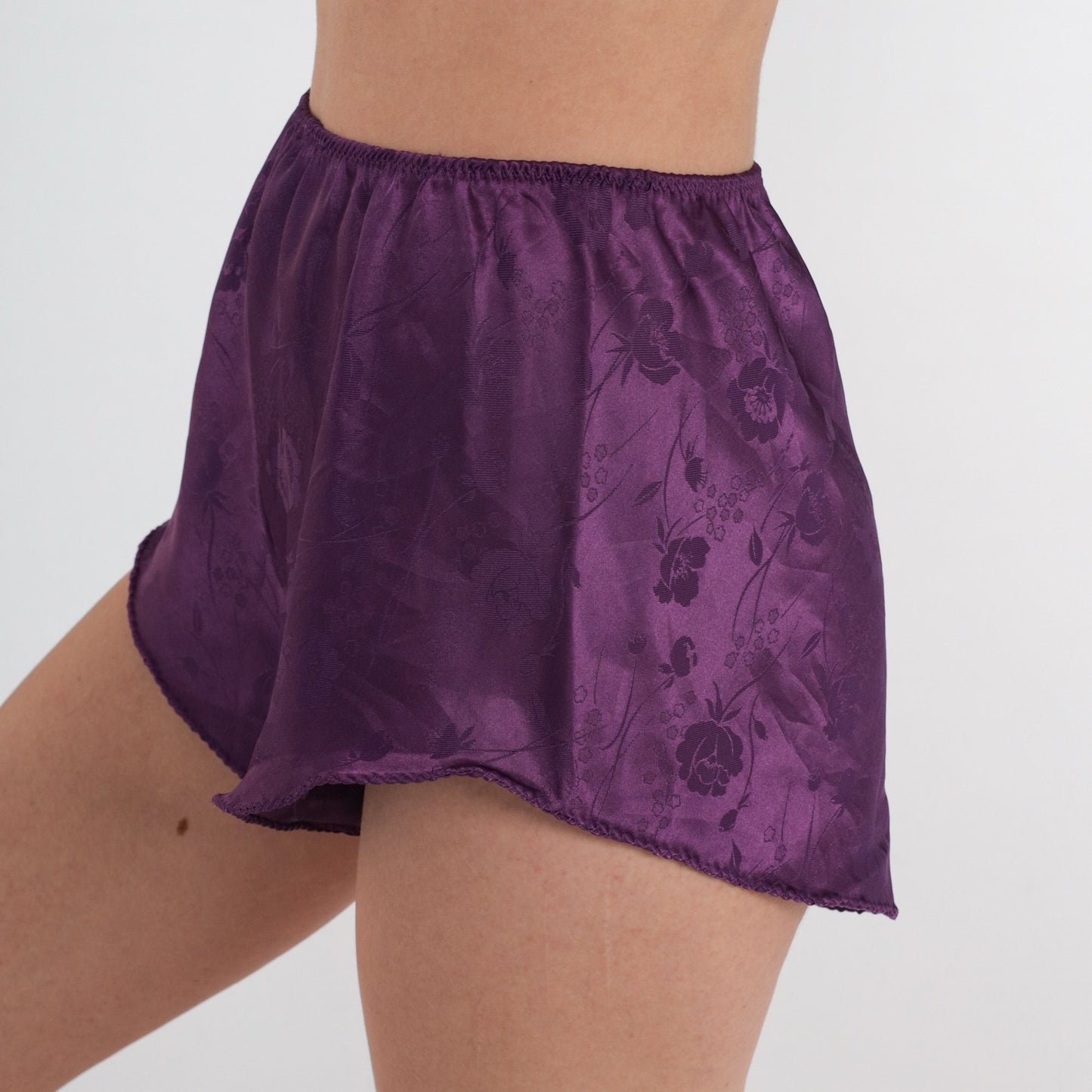 90s Purple Floral Embossed Satin Tap Shorts Small S
